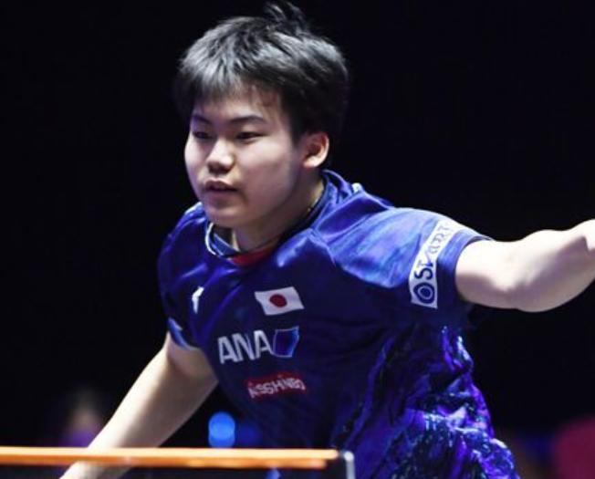 而不受政治 而不受政治